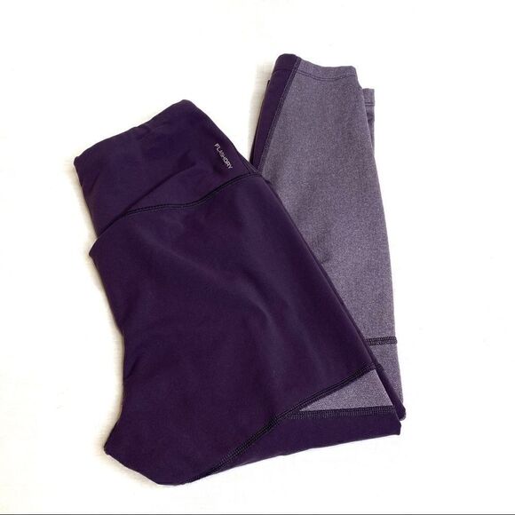 The North Face purple capri performance leggings size S - Picture 9 of 16